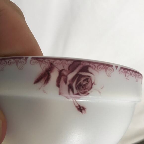 Krystallo Set of 2 Small White Milk Glass Bowls With Red Rose Accent Bands - Picture 4 of 6